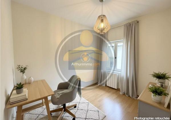 Vente                                                      Maison
                        
                     5 pièces                      118 m2                     à Coulommiers