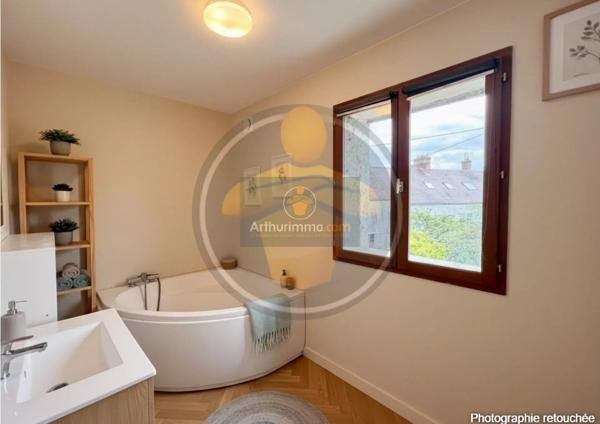 Vente                                                      Maison
                        
                     5 pièces                      118 m2                     à Coulommiers
