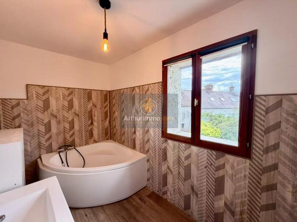 Vente                                                      Maison
                        
                     5 pièces                      118 m2                     à Coulommiers