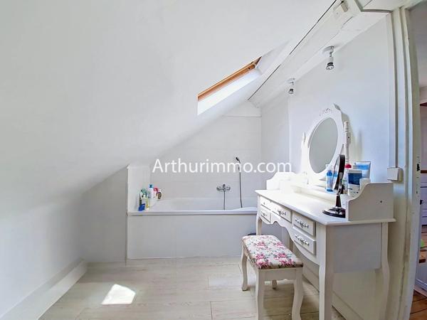 Vente                                                      Maison de ville
                        
                     5 pièces                      105 m2                     à Limeil-Brévannes