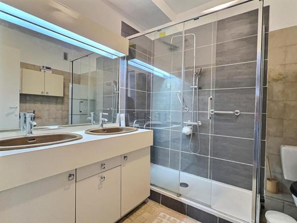 A vendre appartement de type 4 avec Box à Marseille 13010 - Quartier du Parc du 26° Centenaire.