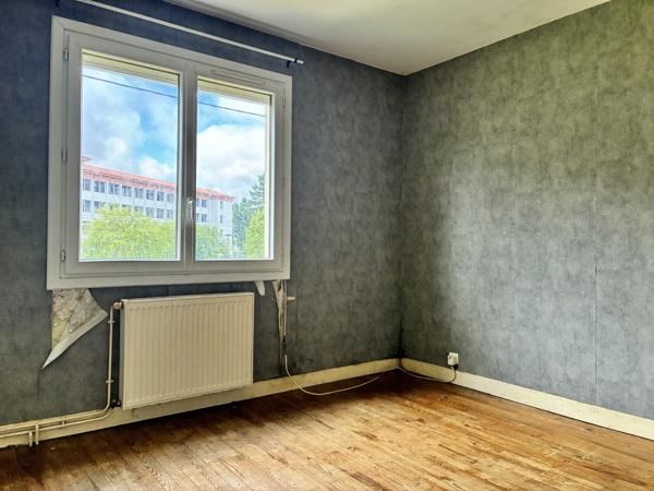 MAISON AVEC GARAGE ET JARDIN
