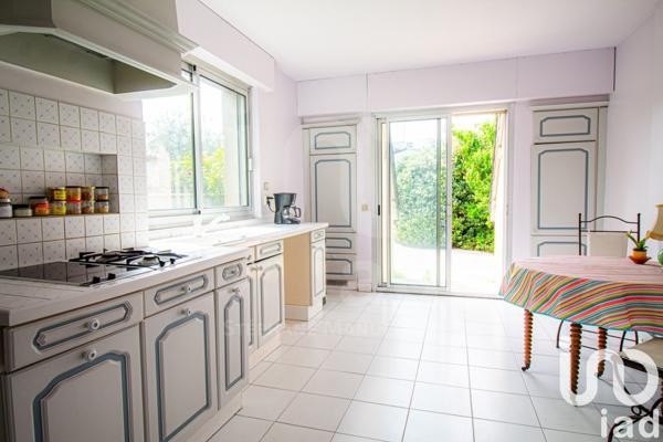 Maison 8 pièces de 189 m² à Saint-Maur-des-Fossés (94100)