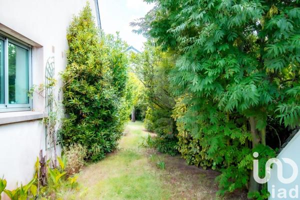 Maison 8 pièces de 189 m² à Saint-Maur-des-Fossés (94100)