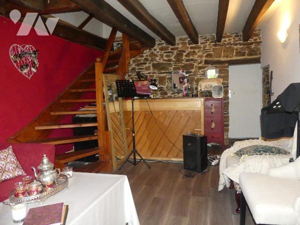 A VENDRE MAISON EN PIERRES 115 M² 35600 SAINTE MARIE