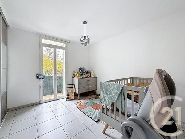 Appartement F3 à vendre  3 pièces - 69,30 m2 THUIR - 66