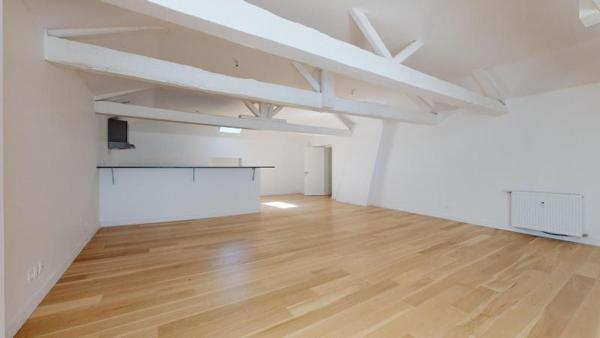 Location appartement 4 pièces de 143.2m²