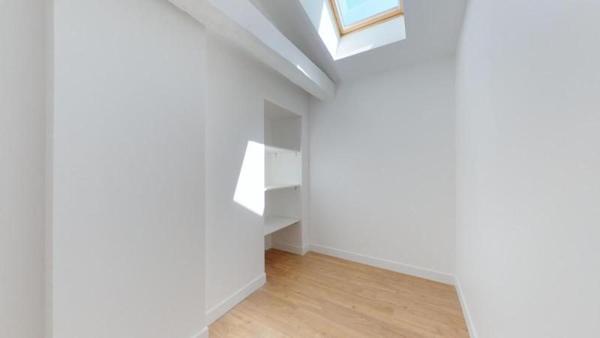 Location appartement 4 pièces de 143.2m²