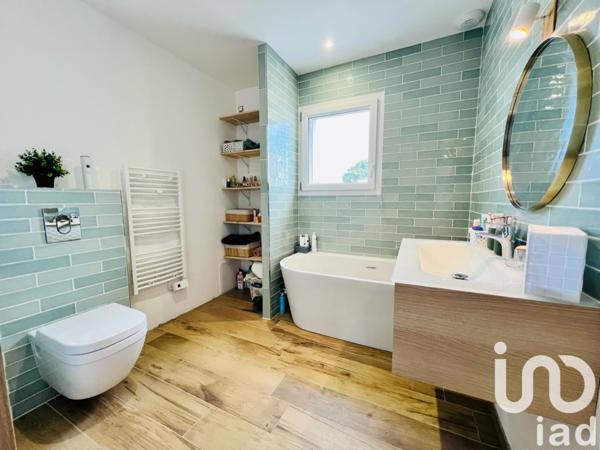 House for sale 5 rooms 128 m² Plouguiel