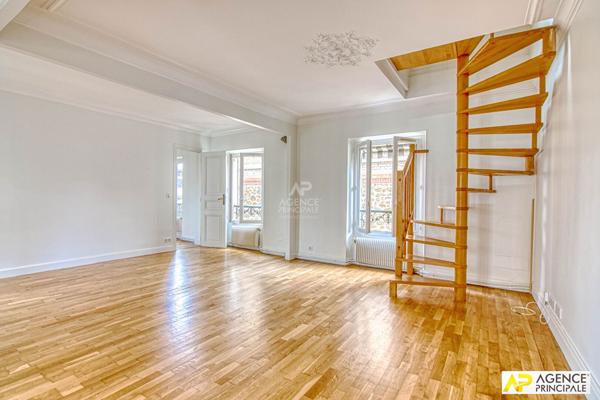 Versailles Notre-Dame Les Prés - Appartement 4 pièces 118.45 m² au sol situé au 2ème et dernier étage €895 000 ** - Référence 27800