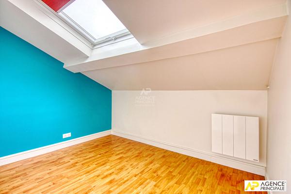 Versailles Notre-Dame Les Prés - Appartement 4 pièces 118.45 m² au sol situé au 2ème et dernier étage €895 000 ** - Référence 27800