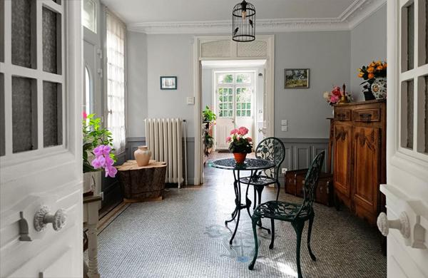 Demeure Familiale 12 pièces 300 m2 BRY SUR MARNE (94360)