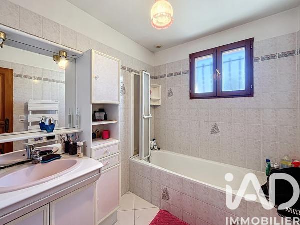 Maison à vendre 4 pièces 107 m² Châlette-sur-Loing