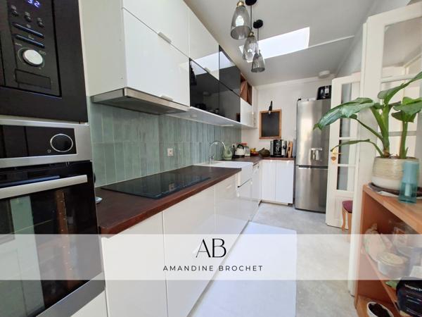 Maison
         4 pièces
        - 83 m² 535 000 € *