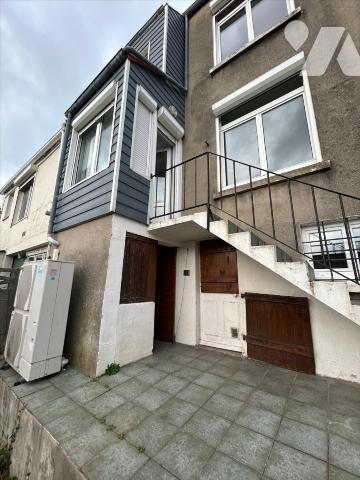 BOULOGNE SUR MER Maison ancienne  dans quartier recherché