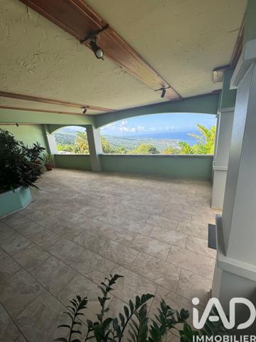 Maison à vendre 6 pièces 246 m² Saint-Leu