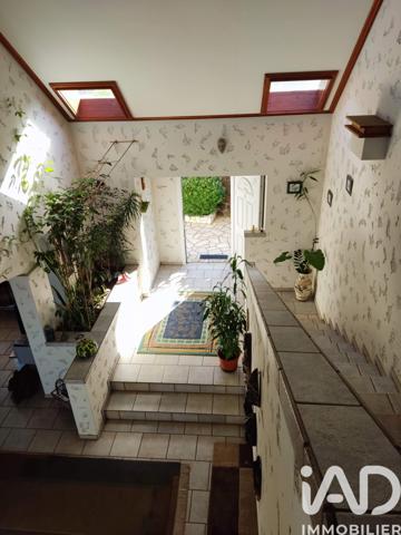 Maison à vendre 6 pièces 246 m² Saint-Leu