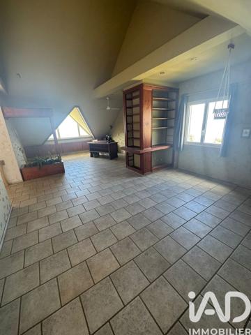 Maison à vendre 6 pièces 246 m² Saint-Leu