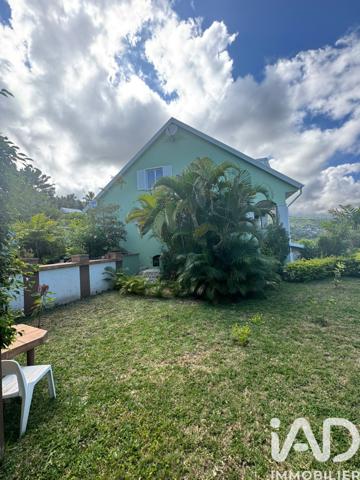 Maison à vendre 6 pièces 246 m² Saint-Leu