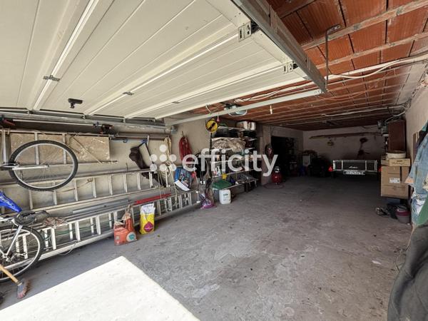 Maison
         4 pièces
        - 108 m² Exclusivité 300 000 € *