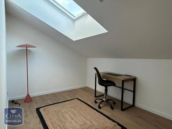 Appartement à louer 3 pièces 83.37m²