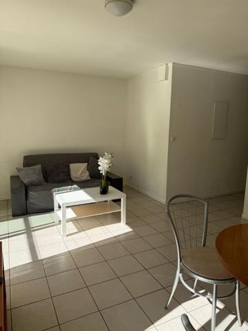 Appartement meublé dans résidence privée avec piscine Fuveau 2 pièce(s) 45.83 m2