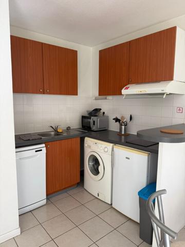 Appartement meublé dans résidence privée avec piscine Fuveau 2 pièce(s) 45.83 m2