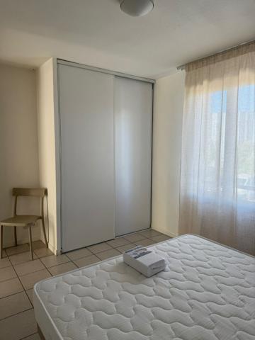 Appartement meublé dans résidence privée avec piscine Fuveau 2 pièce(s) 45.83 m2