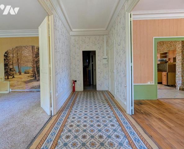 Maison de maître et dépendnces - Jardin clos 