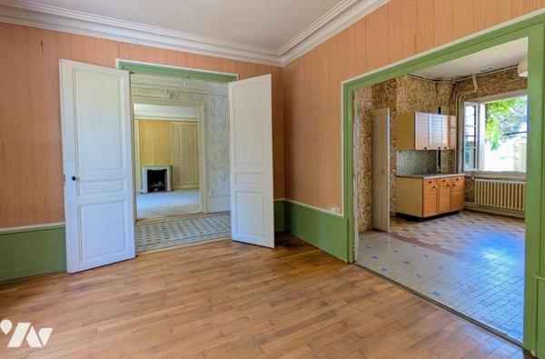 Maison de maître et dépendnces - Jardin clos 