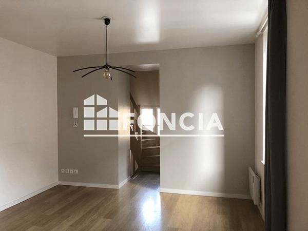 Location Appartement 2 pièces 55.9 m² - 3 ET 5 RUE SAINT BENOIT Saint Brieuc 22000