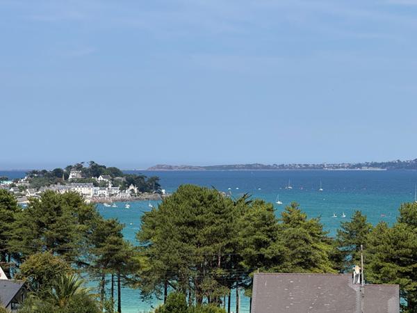 A vendre. Locquirec - Superbe maison d'architecte vue mer Locquirec