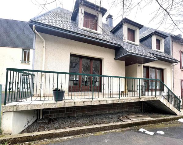 Maison 8 pièces de 124 m² à Le mont dore