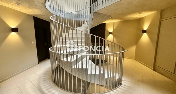 Location Appartement 2 pièces 52.6 m² - Versailles 78000