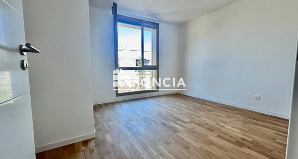 Location Appartement 2 pièces 52.6 m² - Versailles 78000