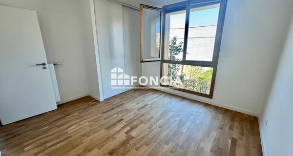 Location Appartement 2 pièces 52.6 m² - Versailles 78000