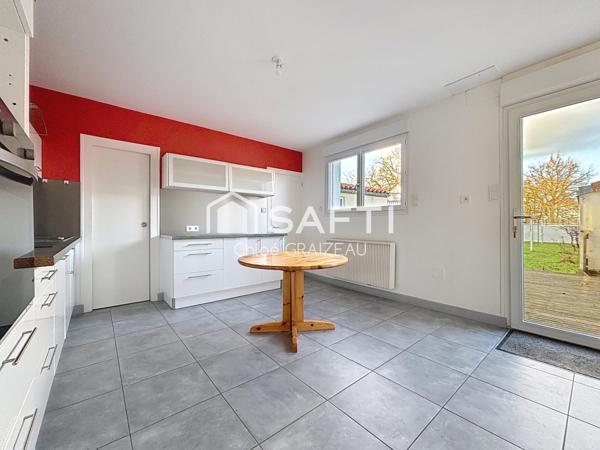 Maison de bourg, 129 m², 3 chambres et un bureau