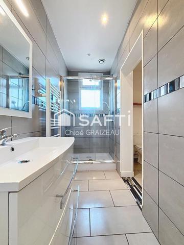 Maison de bourg, 129 m², 3 chambres et un bureau