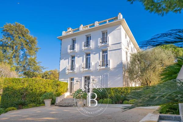 Cannes, Villa 7 Chambres -  498 m² à vendre