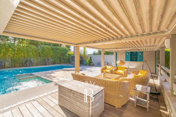 Cannes, Villa 7 Chambres -  498 m² à vendre