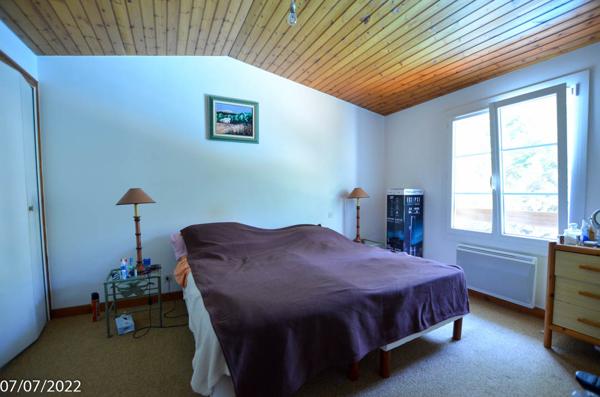 VILLA avec PISCINE chauffée 5 pièces LA PALMYRE - QUARTIER CALME et BOISE - PROCHE CENTRE ET TENNIS