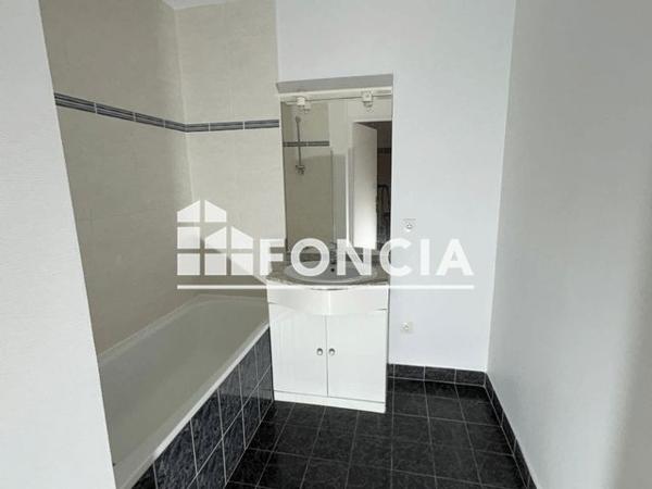 Location Appartement 3 pièces 63 m² - IMPASSE FLORA TRISTAN Concarneau 29900