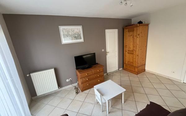 Maison à vendre    6 pièces • 97 m2 Moult