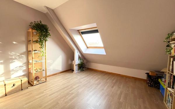 Maison à vendre    6 pièces • 97 m2 Moult