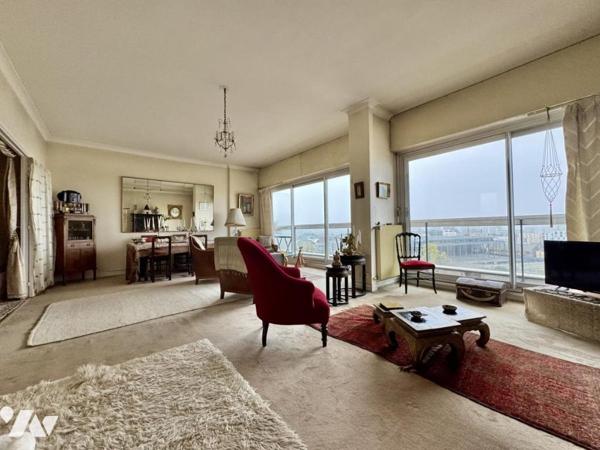 À vendre – Spacieux T5 avec vue panoramique sur la Loire – Secteur Gloriette, NANTES