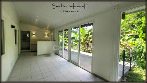 A vendre - Ensemble immobilier de 3 maisons - Schoelcher - Plateau Fofo