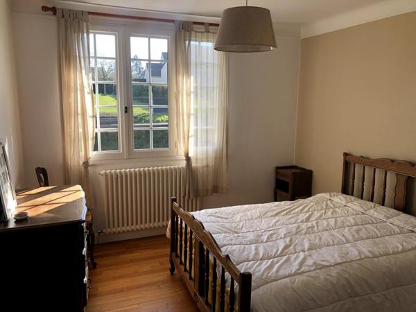 Beau pavillon type T5 dans secteur calme