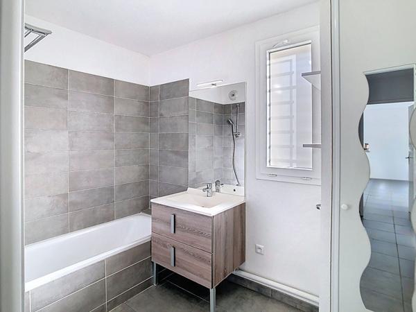 Appartement Pins-Justaret 3 pièce(s) 65 m2