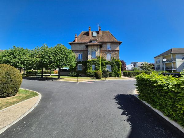 Appartement 7 pièces 148.93 m2