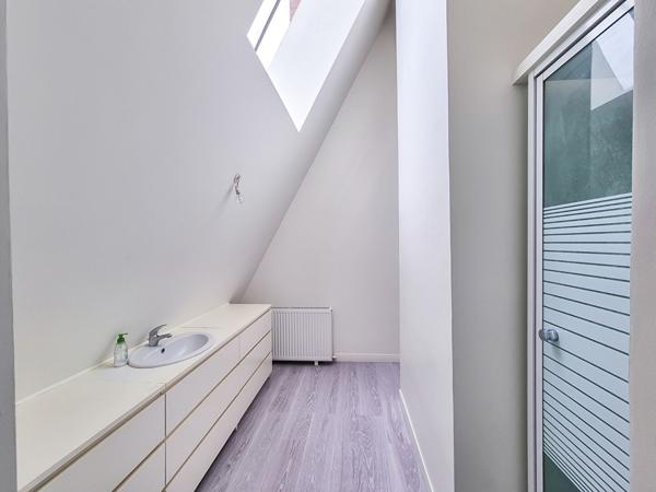 Appartement 7 pièces 148.93 m2